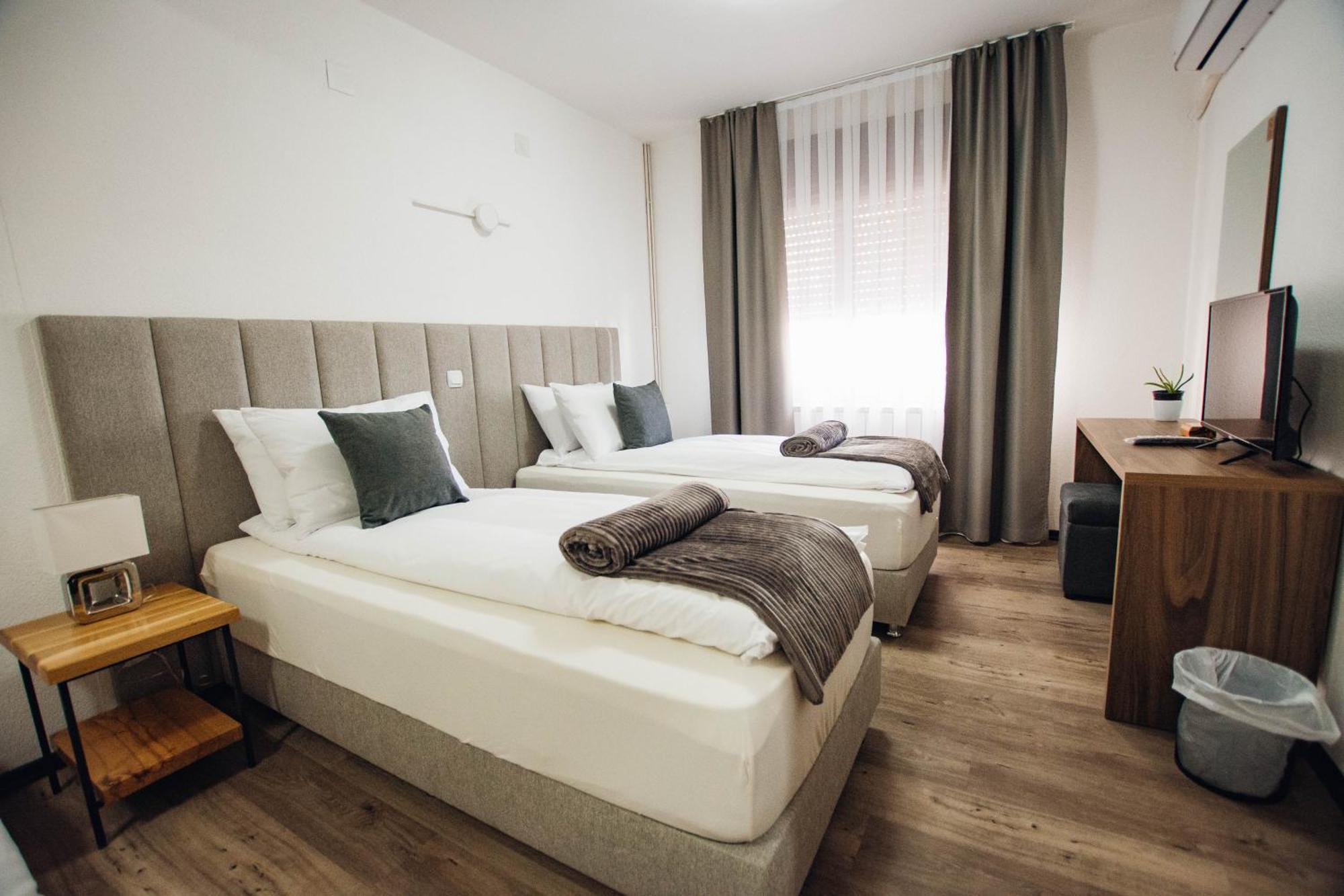 Urban Studio Apartments Strumica Buitenkant foto